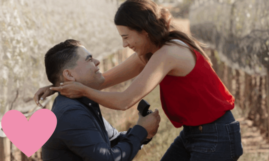 Edgar Martínez se Compromete con Valeria Bermea