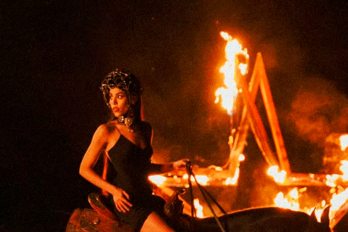 'Aún te quiero' de Danna Paola