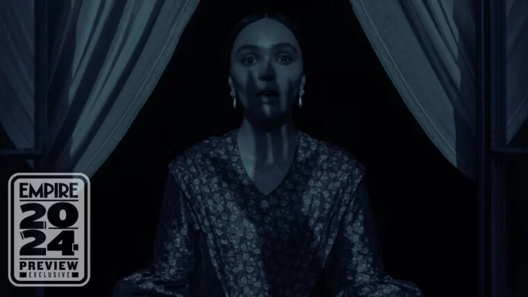 Lily Rose-Depp aparece asustada en la primera foto de Nosferatu