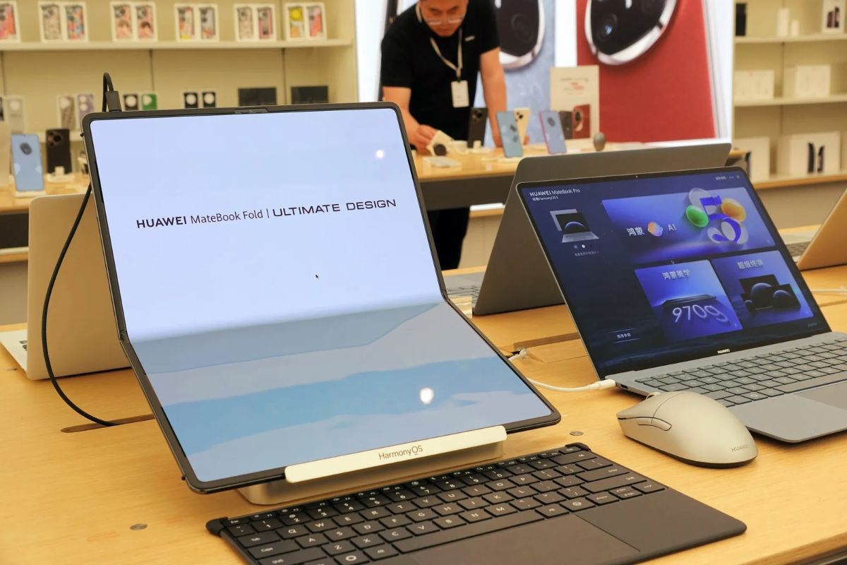 Huawei MateBook Fold
