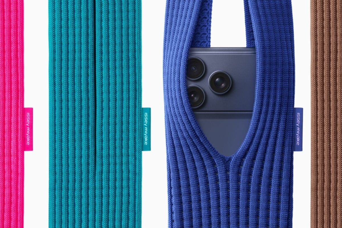 Apple Issey Miyake iPhone Pocket Apple Issey Miyake iPhone Pocket